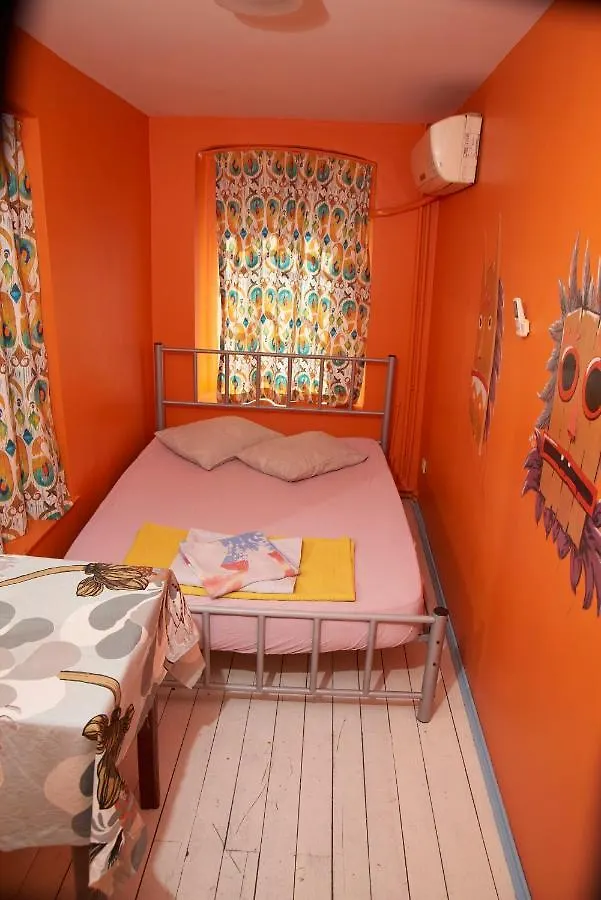 Chillout Lya Hostel & Lounge Стамбул